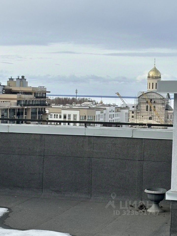 Продажа 2-комн квартиры на вторичном рынке улица Адмирала Трибуца, 7