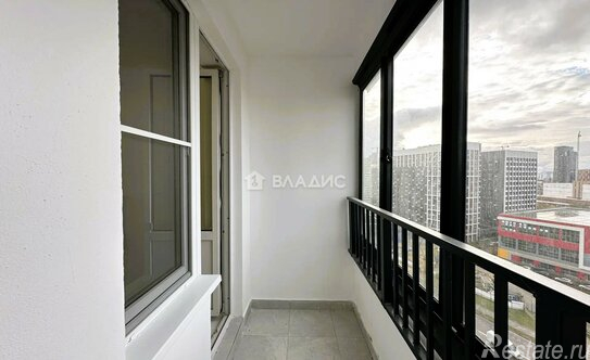 Продажа 2-комн квартиры на вторичном рынке Базовская улица,  д. 24Б