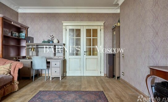 Продажа 4-комн квартиры на вторичном рынке Чапаевский переулок,  д. 3