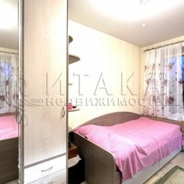 Продажа 2-комн квартиры на вторичном рынке ул Крюкова,  д. 1