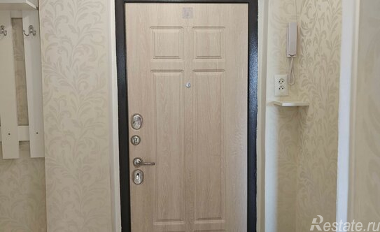 Продажа 1-комн квартиры на вторичном рынке аллея Котельникова,  д. 6,  к. 1