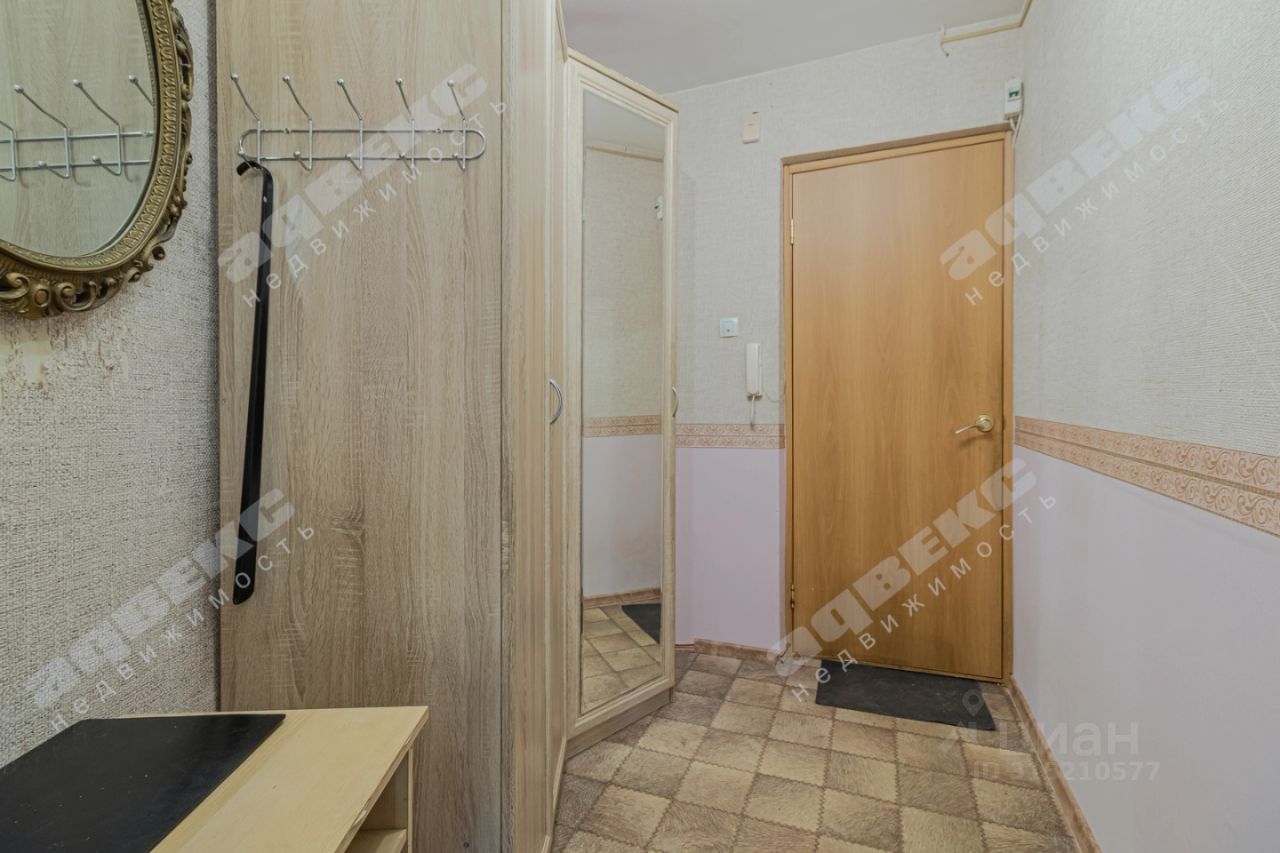 Продажа 1-комн квартиры на вторичном рынке Октябрьская набережная, 80К5