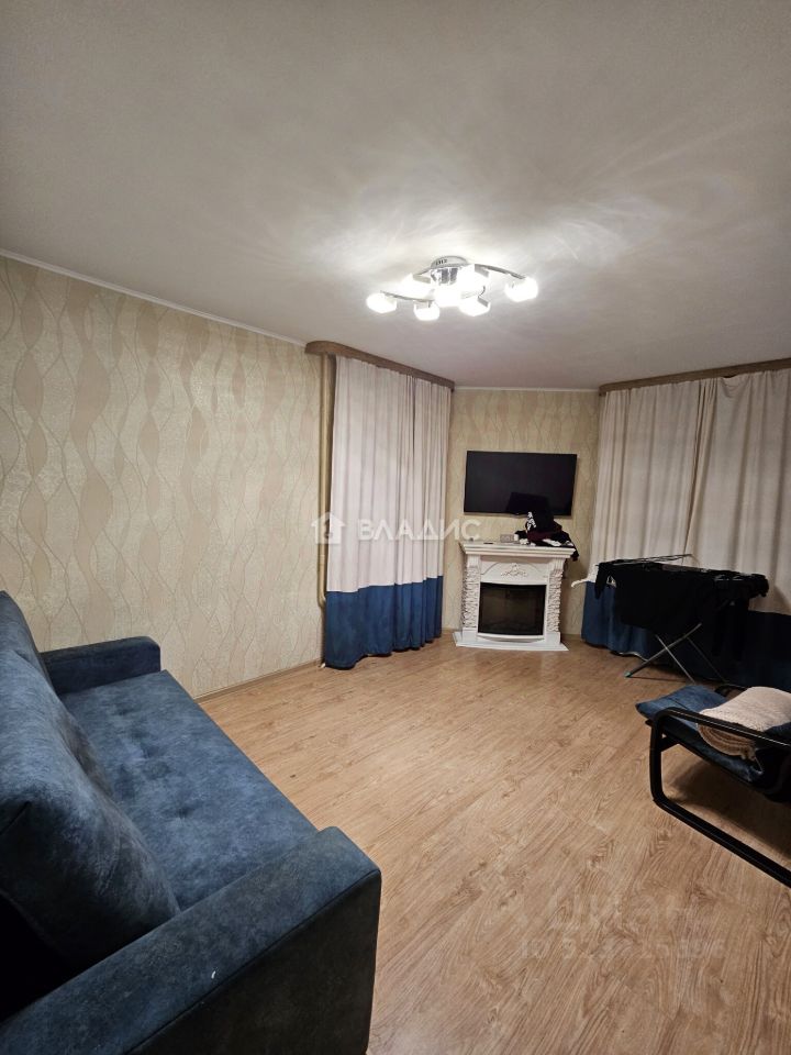 Продажа 2-комн квартиры на вторичном рынке проспект Металлистов, 15