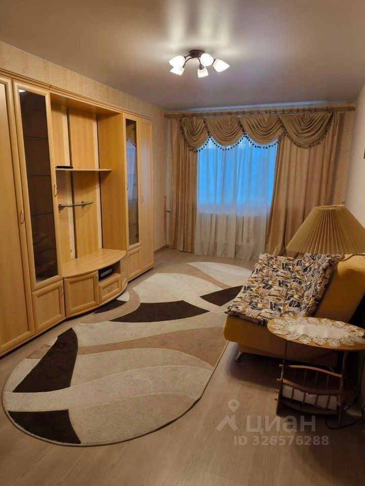Продажа 3-комн квартиры на вторичном рынке д. Ополье, 10