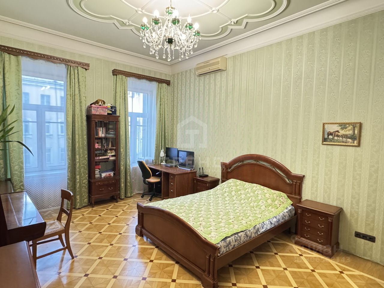 Продажа 3-комн квартиры на вторичном рынке Вознесенский проспект, 55