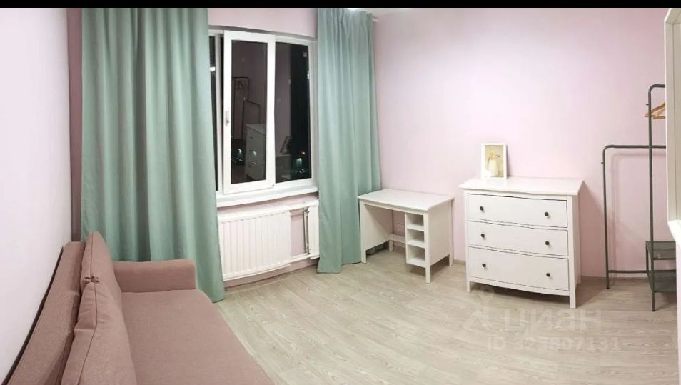 Аренда 3-комн квартиры на вторичном рынке улица Хошимина, 11к1