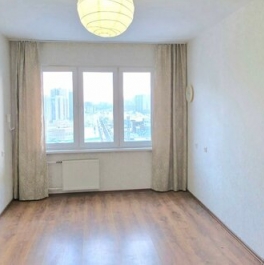 Продажа 1-комн квартиры на вторичном рынке Коллонтай ул,  д. 4,  к. 1