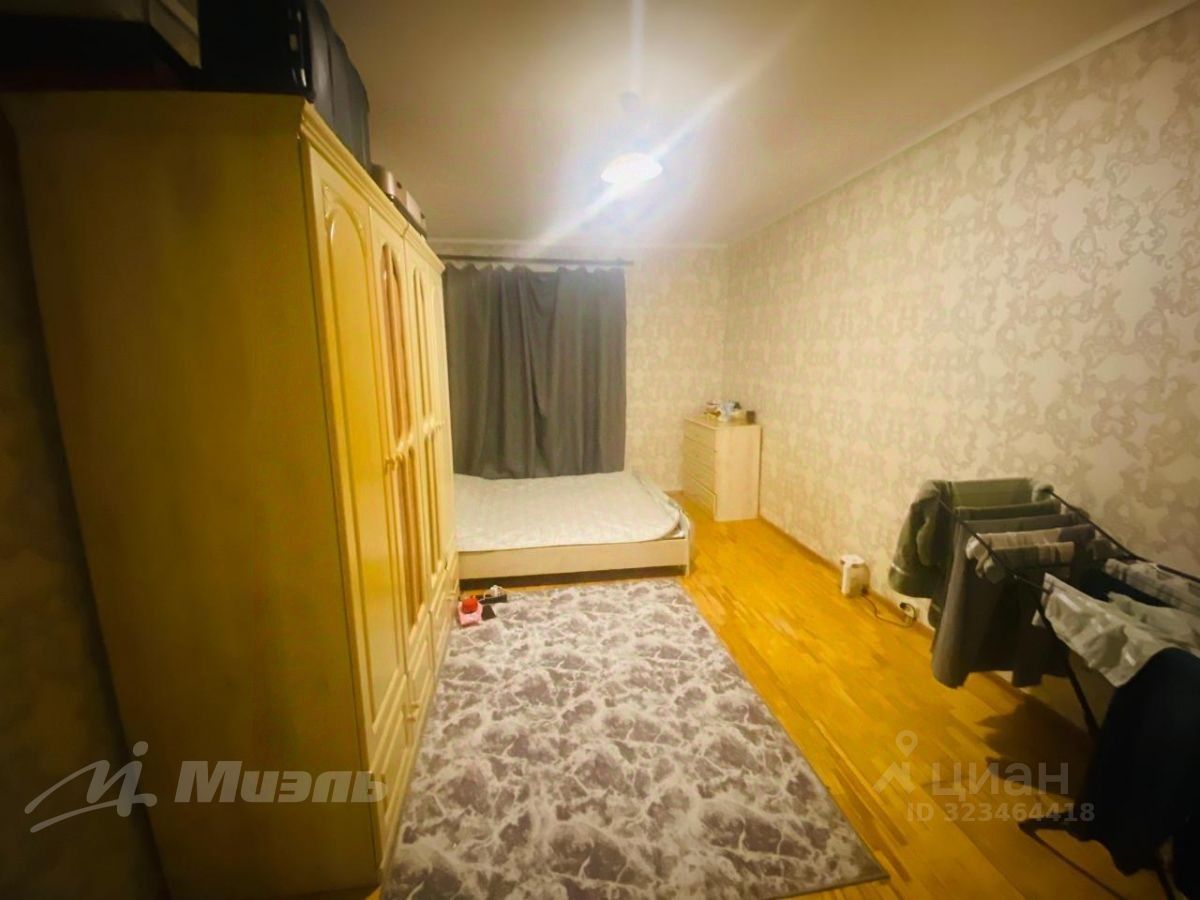 Продажа 2-комн квартиры на вторичном рынке улица Маршала Полубоярова, 4к2