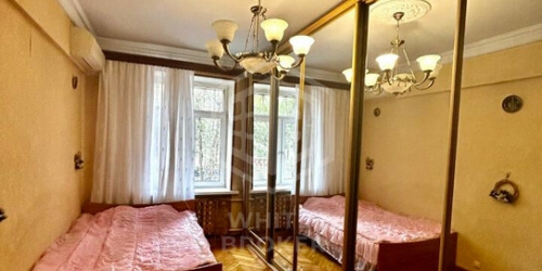 2-комн квартира улица Трофимова,  д. 31