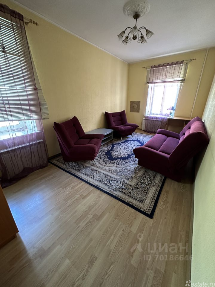 Аренда 2-комн квартиры на вторичном рынке Мончегорская улица,  д. 11