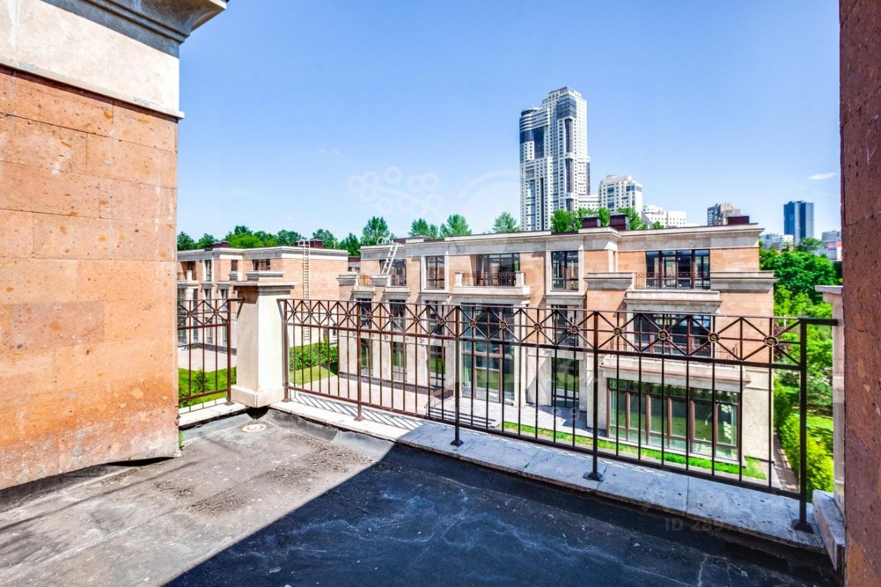 Продажа 6-комн квартиры на вторичном рынке Таманская улица, 3с34