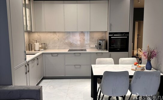 Продажа 3-комн квартиры на вторичном рынке Цимлянская улица