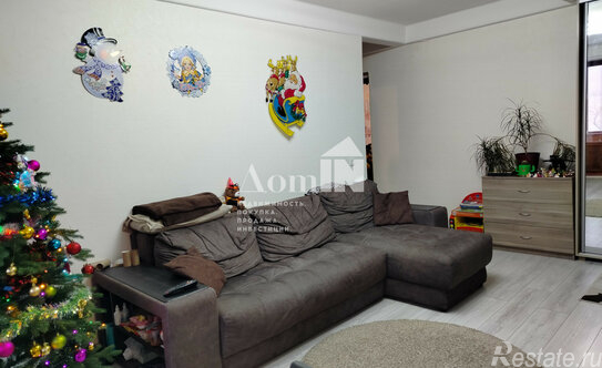 Продажа 3-комн квартиры на вторичном рынке Бухарестская ул,  д. 27 к2