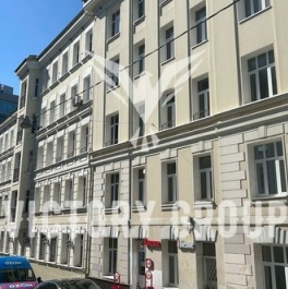 Продажа 3-комн квартиры на вторичном рынке Печатников пер,  д. 3