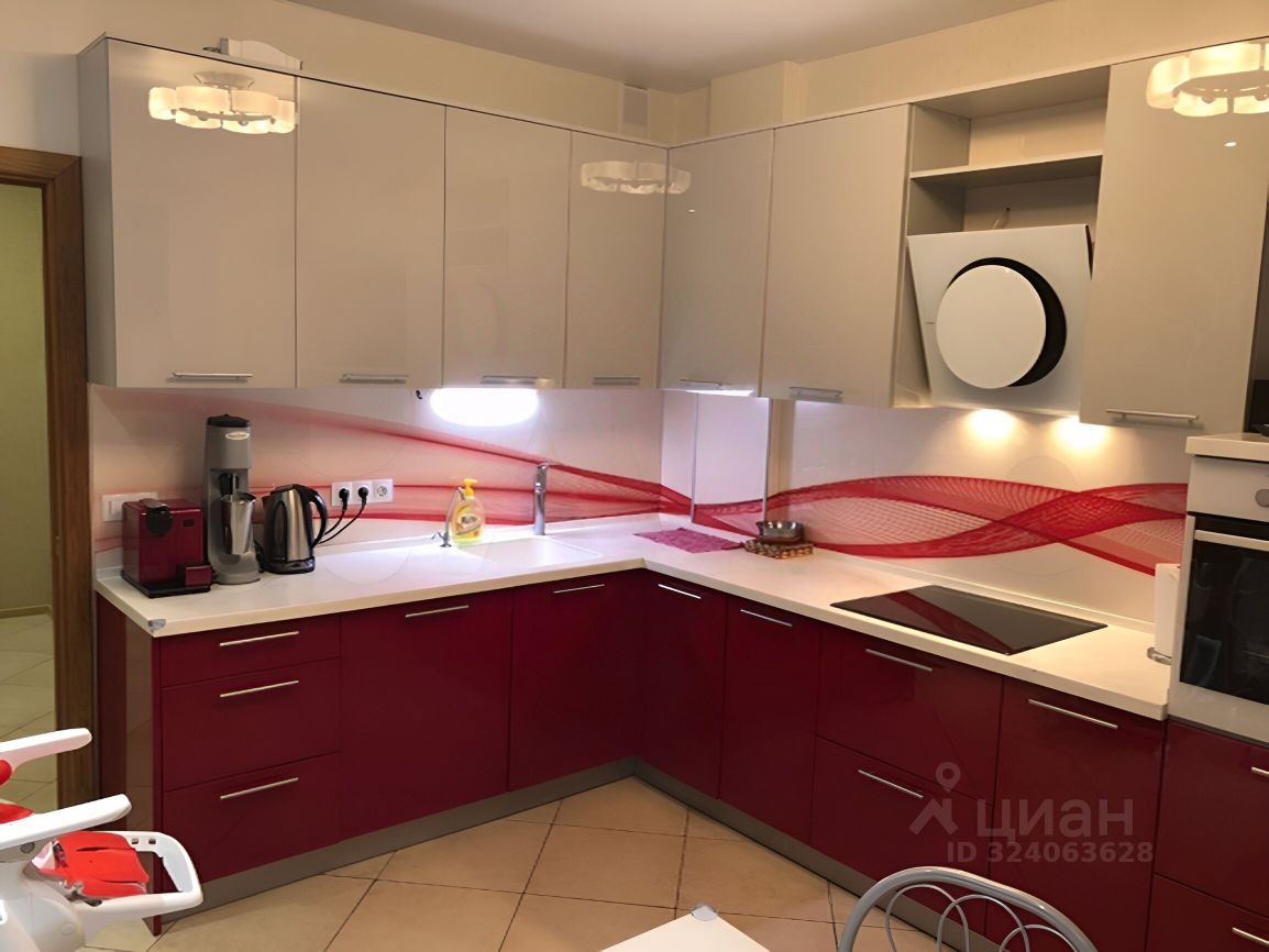 Продажа 2-комн квартиры на вторичном рынке Кудрово г., улица Областная, 1