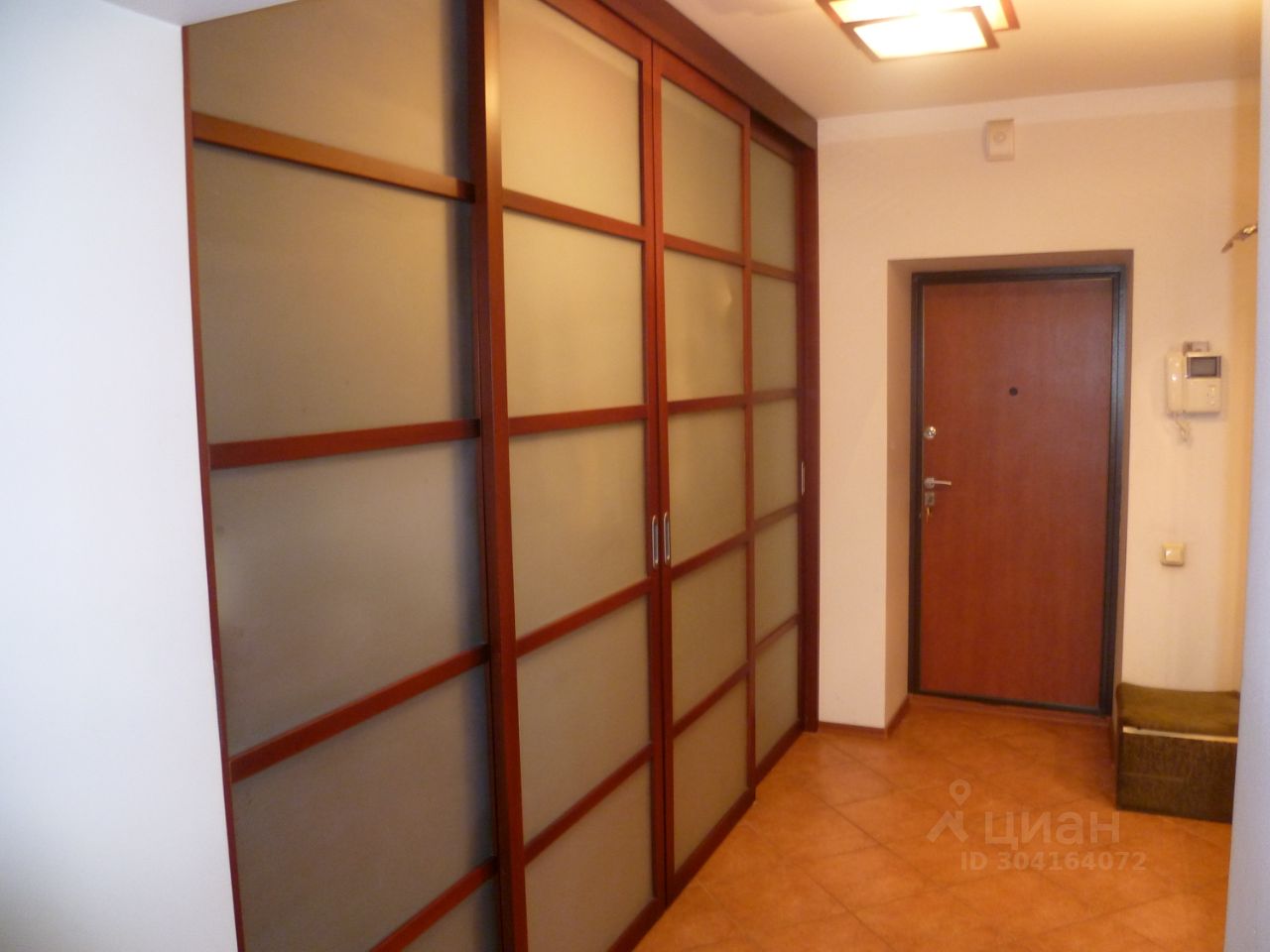 Продажа 2-комн квартиры на вторичном рынке Одинцово, улица Маршала Неделина, 15