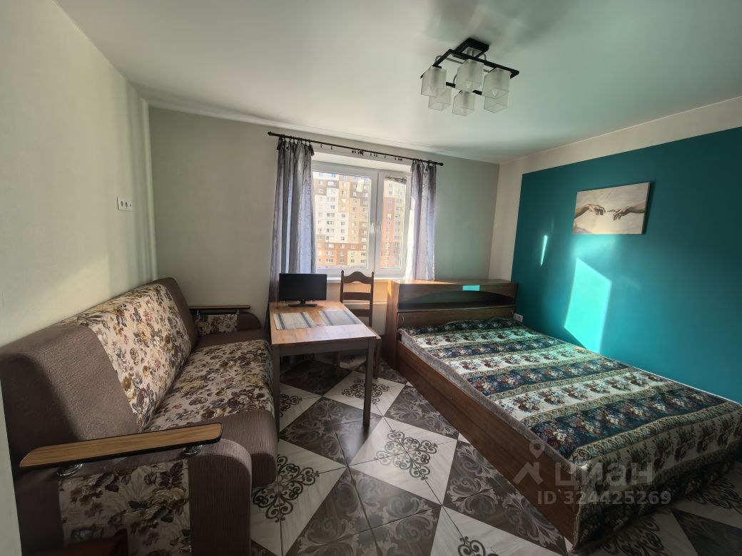 Продажа студии Южный мкр, улица Курыжова, 32