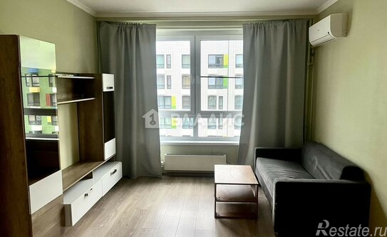 Продажа 2-комн квартиры на вторичном рынке улица Александры Монаховой,  д. 98 к1