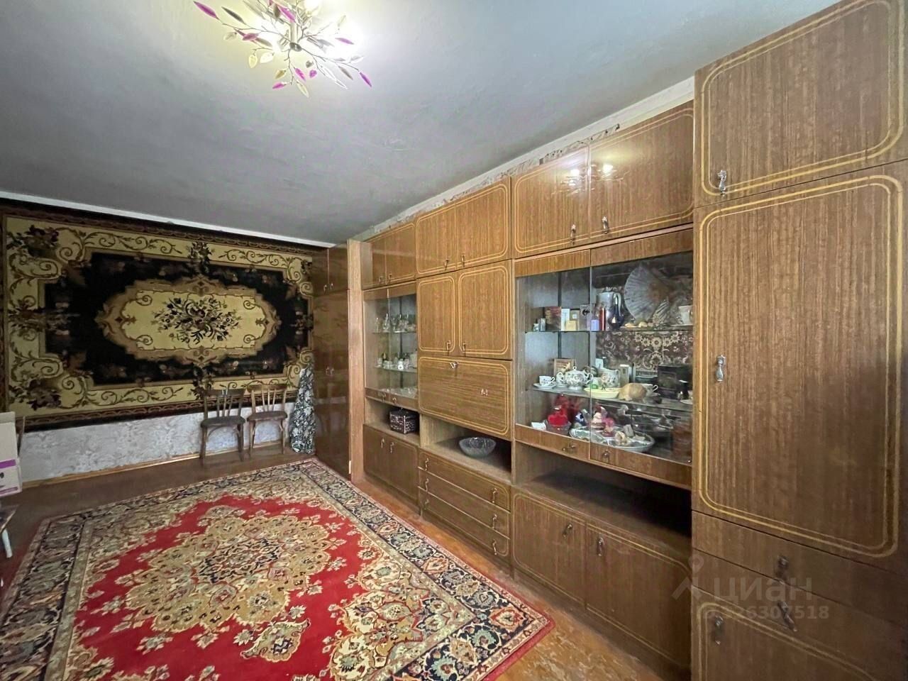 Продажа 2-комн квартиры на вторичном рынке Львовский мкр, улица Красная, 2