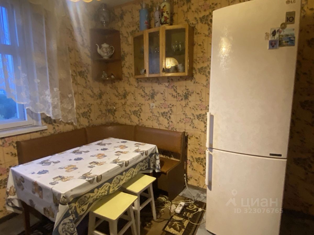Аренда 3-комн квартиры на вторичном рынке Туристская улица, 35К2