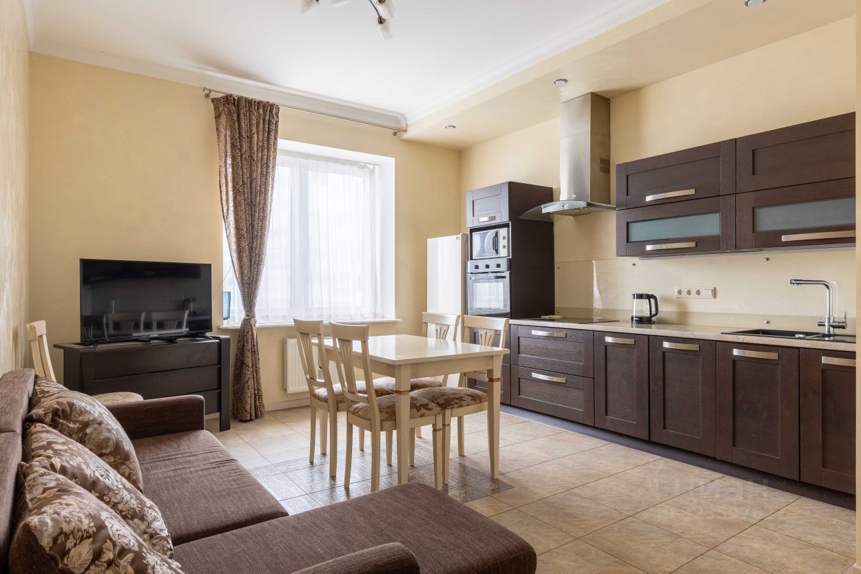 Аренда 3-комн квартиры на вторичном рынке улица Глухая Зеленина, 6