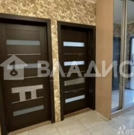 Продажа 2-комн квартиры на вторичном рынке улица Самуила Маршака,  д. 18