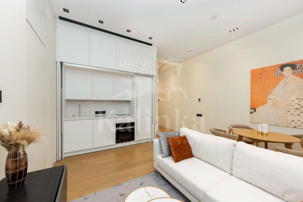 Продажа 2-комн квартиры на вторичном рынке Зубовская улица, 7