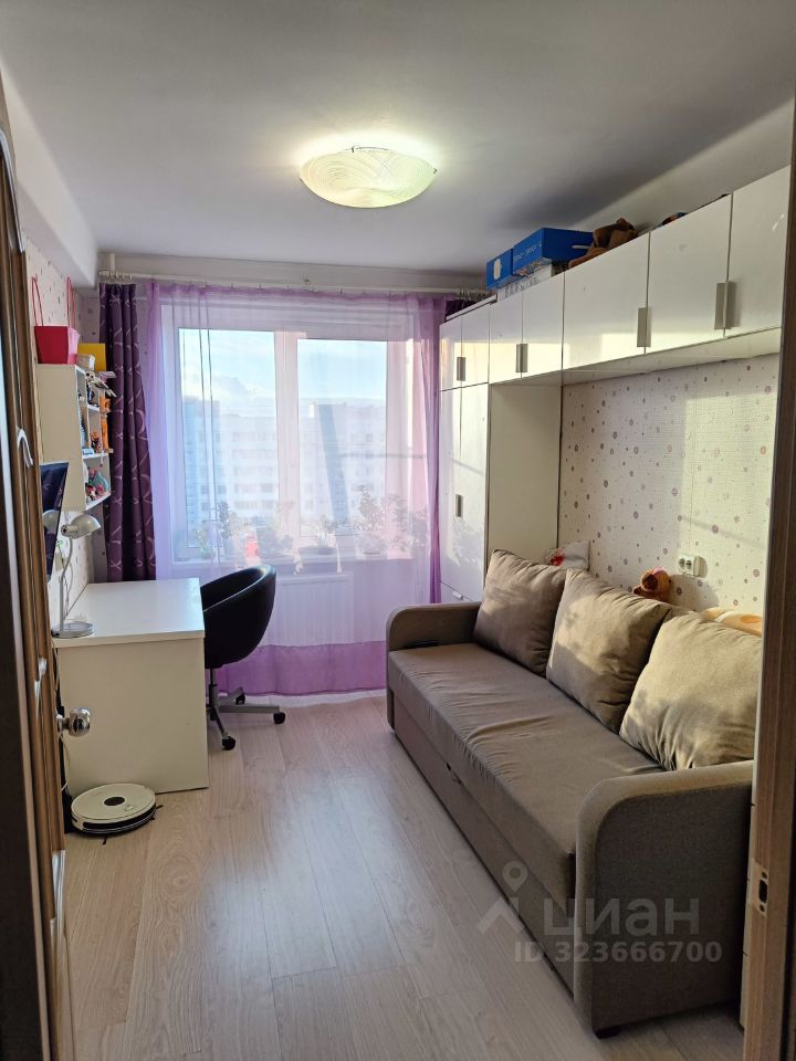 Продажа 2-комн квартиры на вторичном рынке улица Подвойского, 40к1