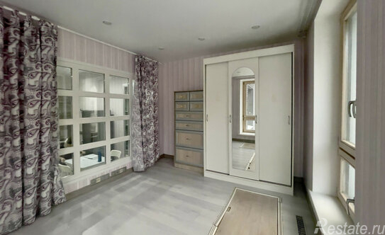 Продажа 2-комн квартиры на вторичном рынке улица Бутлерова