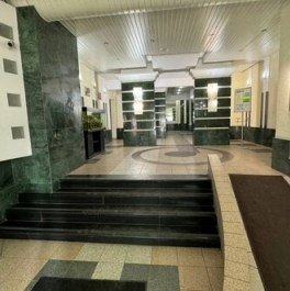 Продажа 2-комн квартиры на вторичном рынке улица Островитянова