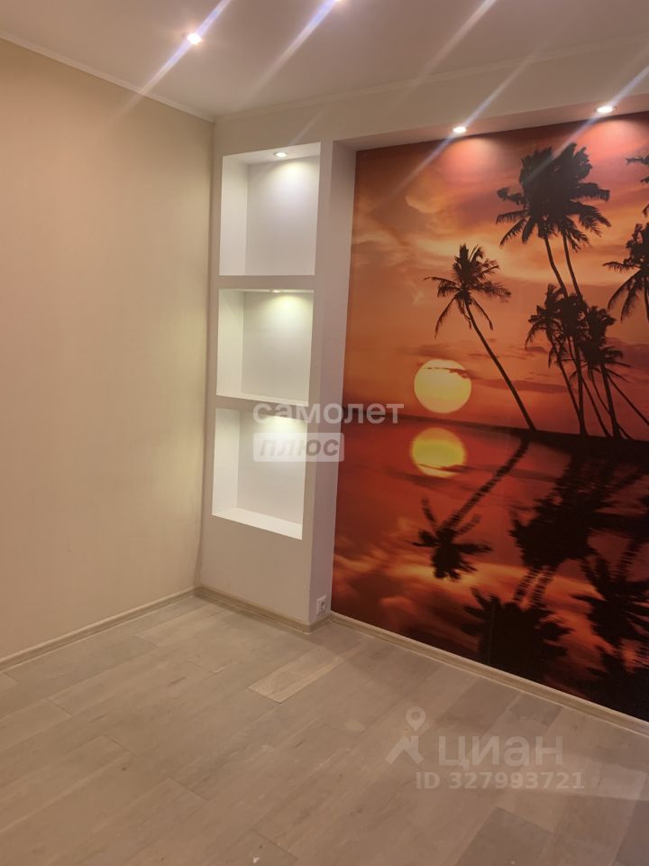 Аренда 2-комн квартиры на вторичном рынке Октябрьский пгт, улица Школьная, 1