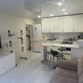 Продажа 1-комн квартиры на вторичном рынке Яхтенная ул,  д. 31