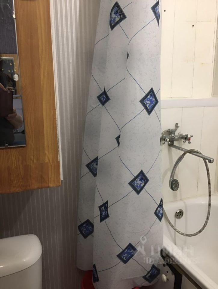 Продажа 2-комн квартиры на вторичном рынке пос. Оболенск, бульвар Осенний, 3Б