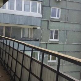 Продажа 3-комн квартиры на вторичном рынке Флотская улица,  д. 13 к4