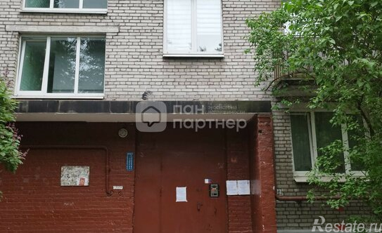 Продажа 1-комн квартиры на вторичном рынке ул Бутлерова,  д. 32