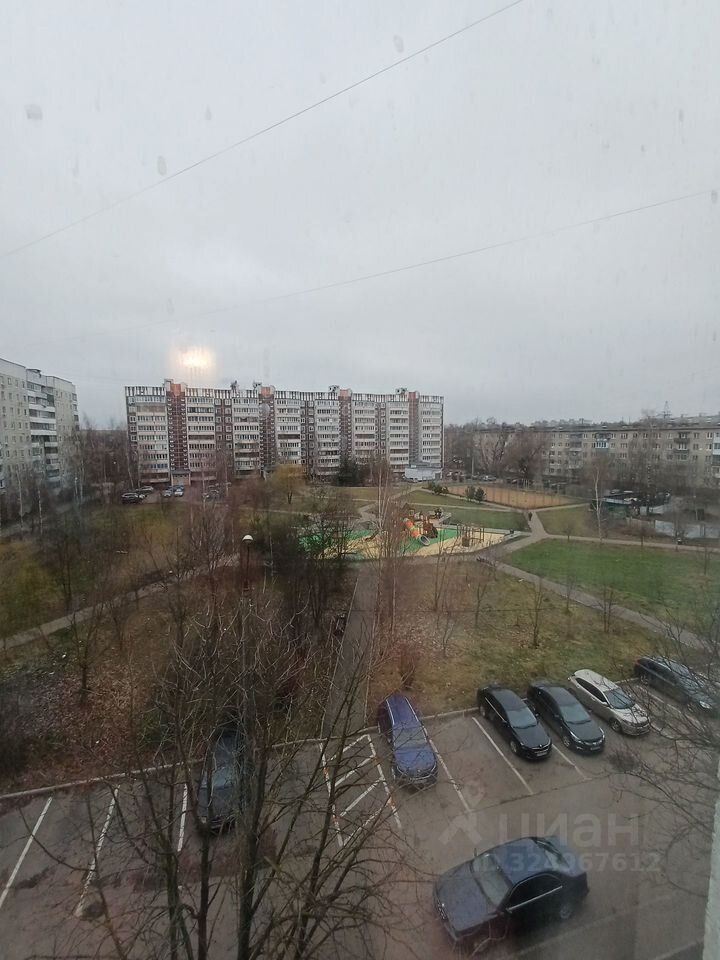 Аренда 2-комн квартиры на вторичном рынке Солнечногорск, улица Военный городок, 1