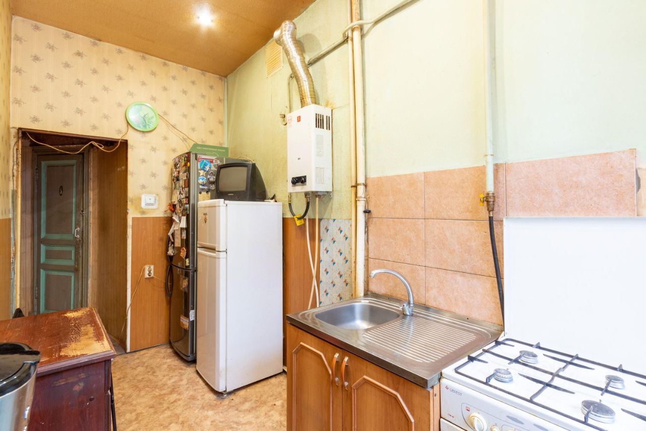 Продажа 3-комн квартиры на вторичном рынке Большая Посадская улица, 10Б