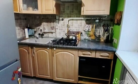 Продажа 3-комн квартиры на вторичном рынке Люберцы, Колхозная улица,  д. 3