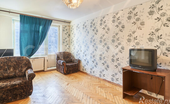 Продажа 2-комн квартиры на вторичном рынке улица Солдата Корзуна,  д. 44