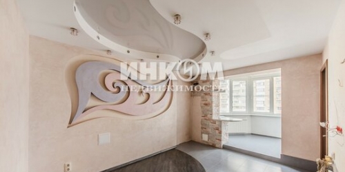 3-комн квартира ул Нарвская,  д. 1А,  к. 2