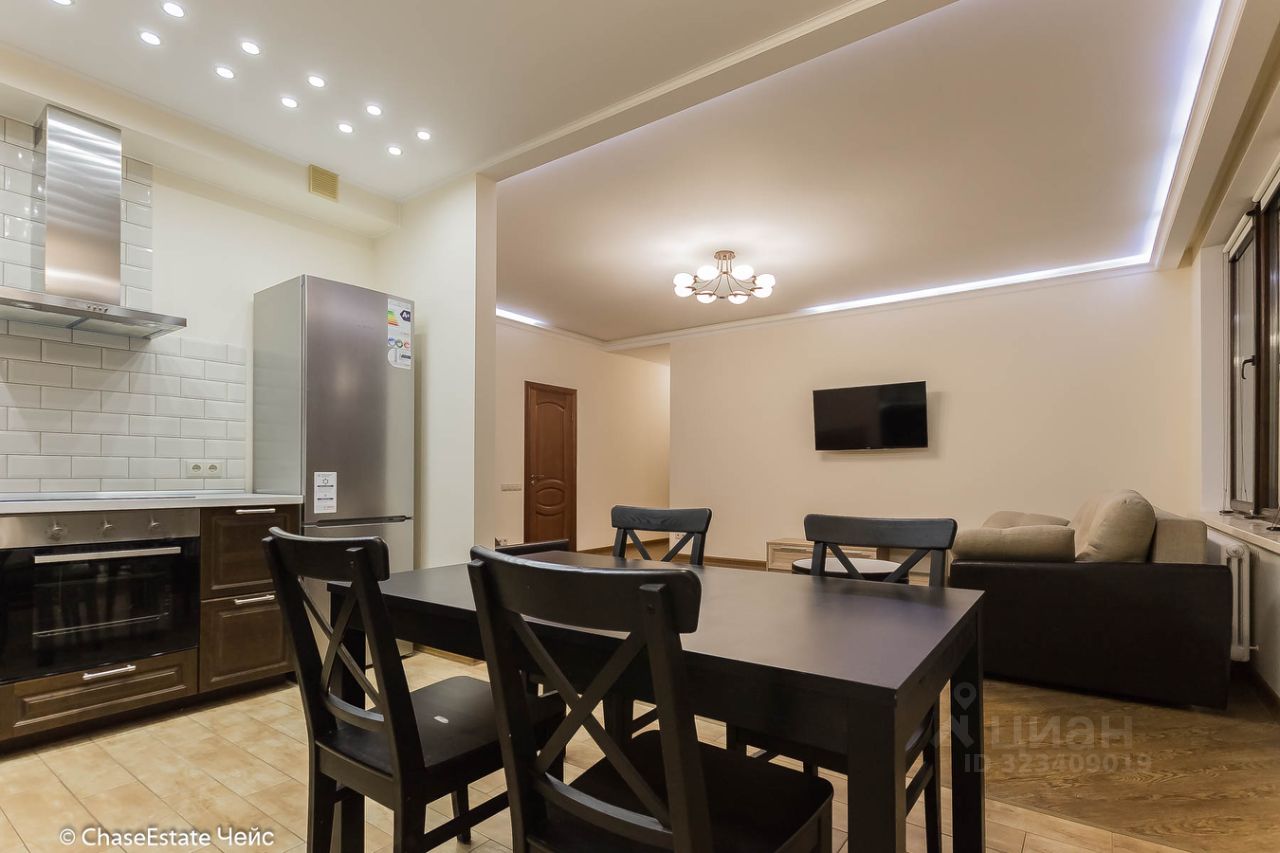 Продажа 4-комн квартиры на вторичном рынке Ленинградское шоссе, 25к3