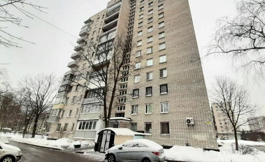 Продажа 2-комн квартиры на вторичном рынке Славы пр-кт,  д. 8