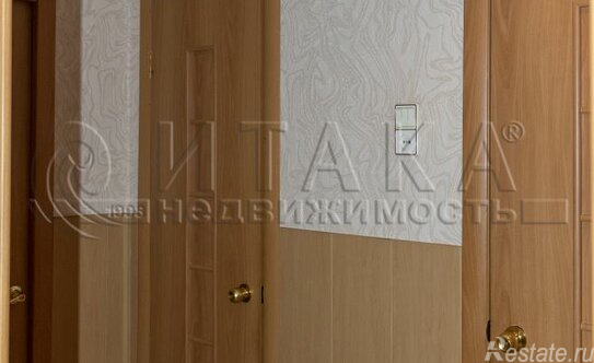 Продажа 2-комн квартиры на вторичном рынке Путилово, улица Братьев Пожарских,  д. 15А