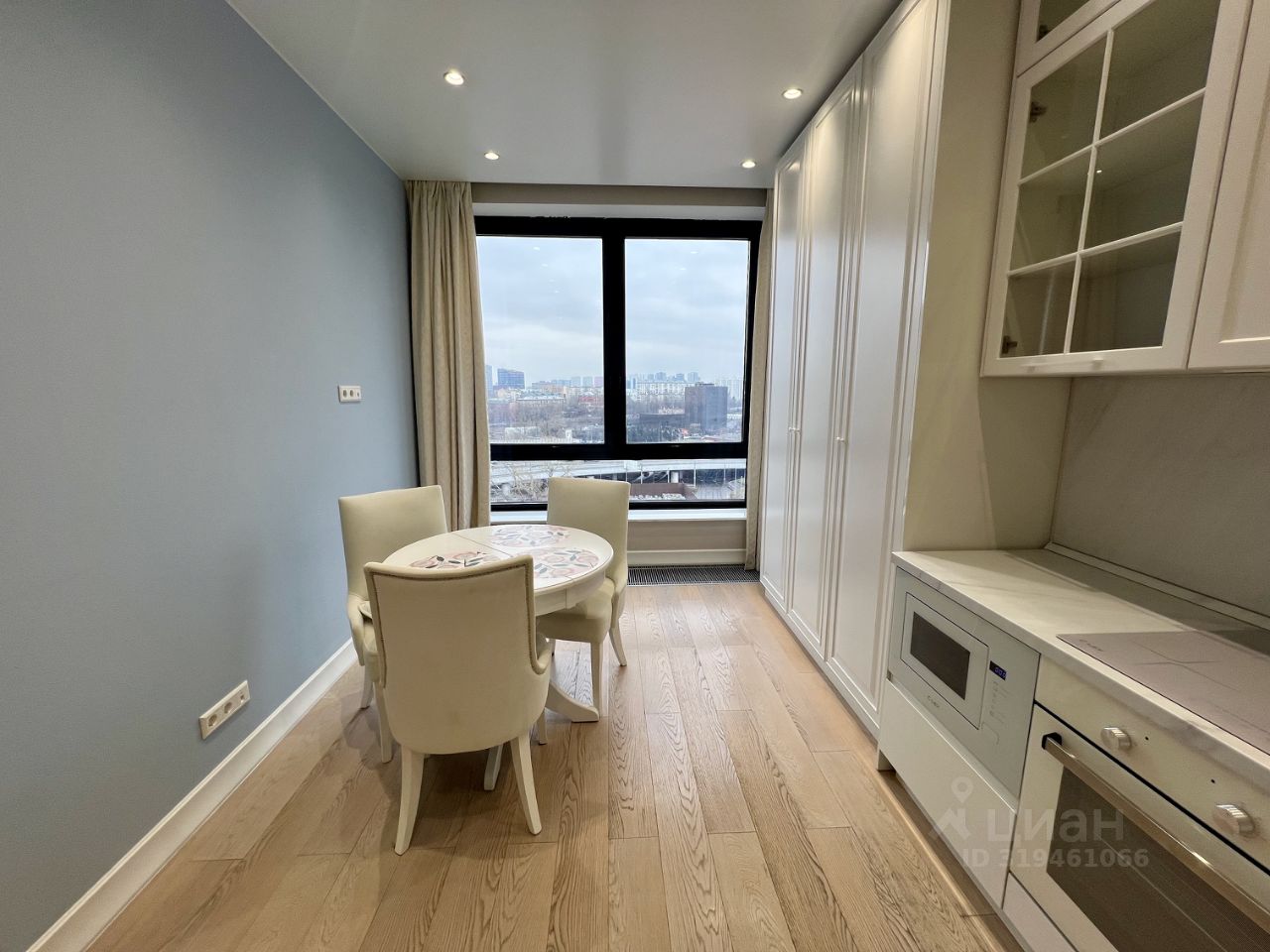 Продажа 2-комн квартиры на вторичном рынке Духовской переулок, 19с2