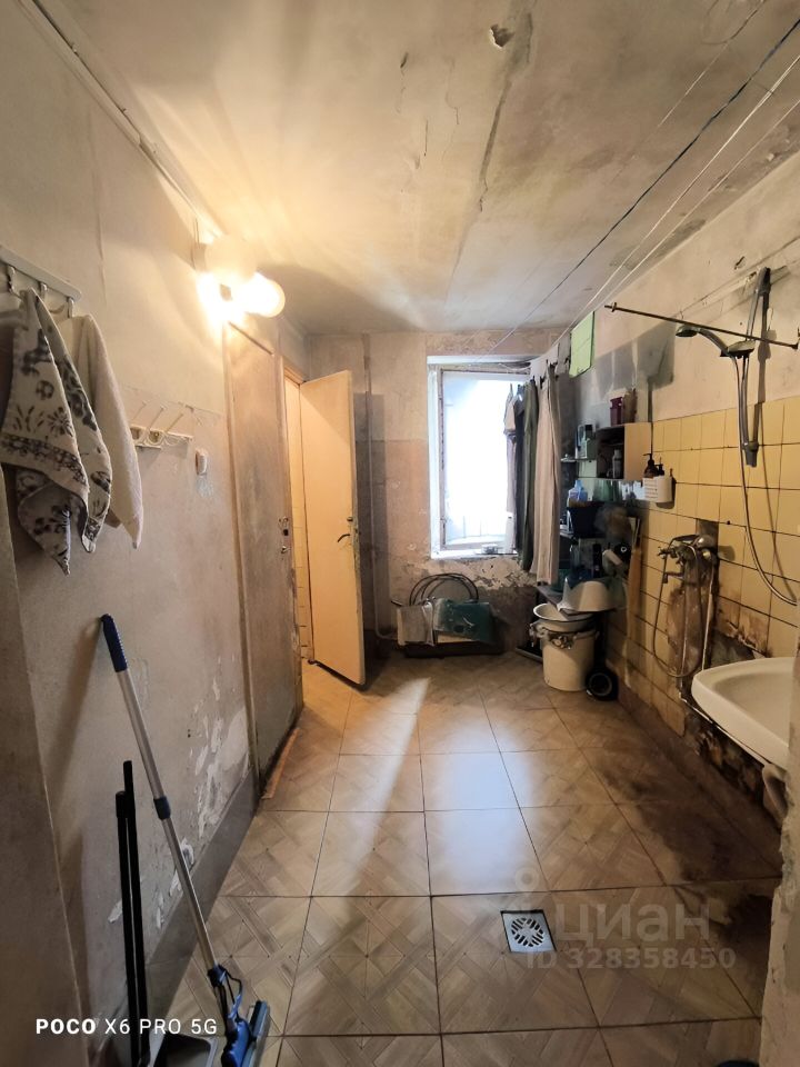 Продажа комнаты проспект Наставников, 8к1