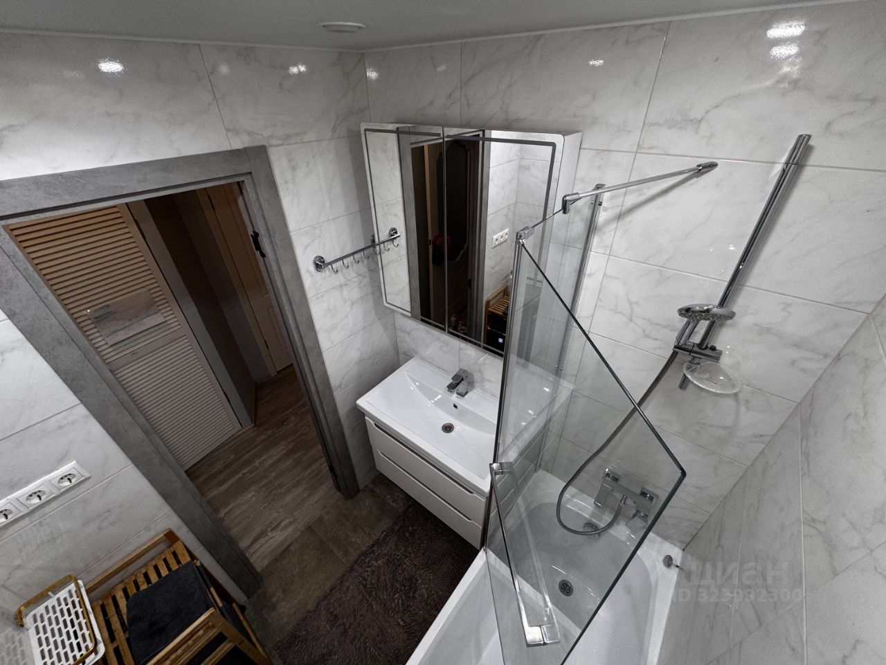 Продажа 2-комн квартиры на вторичном рынке Северный кв-л, д. Сапроново, Купелинка мкр, 3