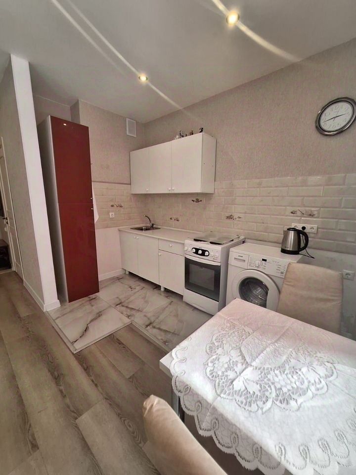 Продажа 1-комн квартиры на вторичном рынке проспект Куприна, 38к1