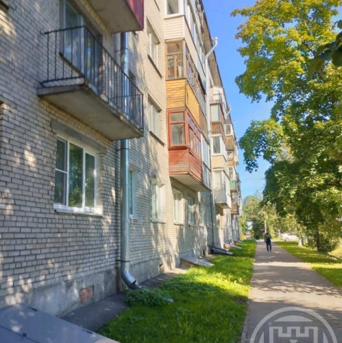 2-комн квартира Бугры пос., Шоссейная ул. ,  д. 10