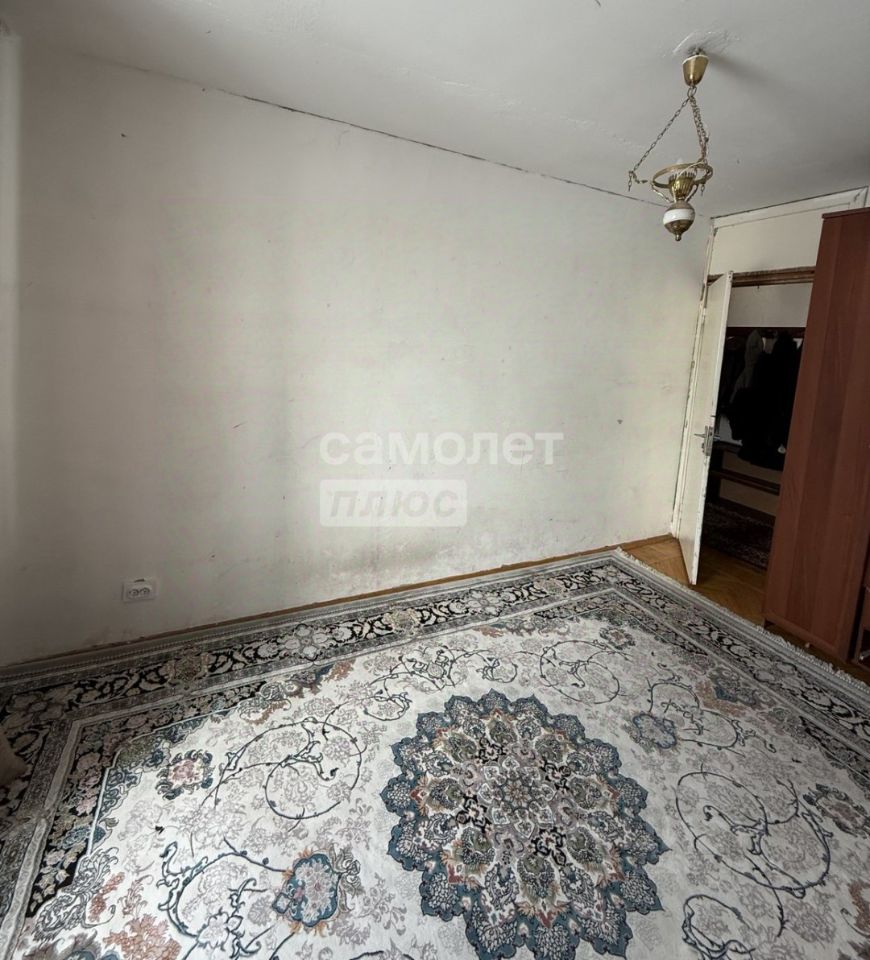 Продажа 2-комн квартиры на вторичном рынке Дзержинский, улица Ленина, 24