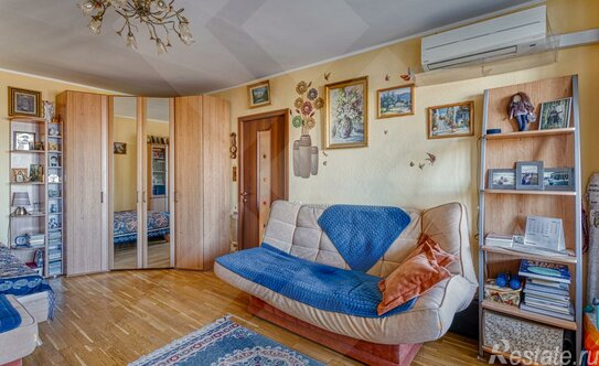 Продажа 2-комн квартиры на вторичном рынке ул Артековская,  д. 2,  к. 2